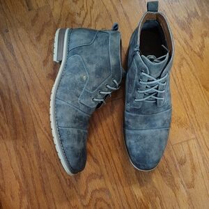 Ferro Aldo Stylish Gray Chukka Boots for Men